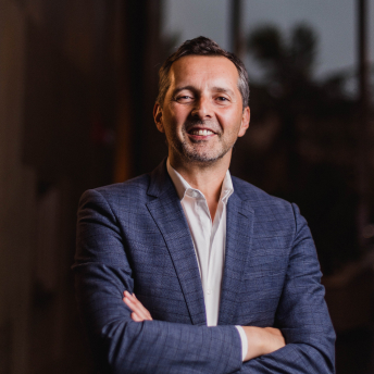 DANIEL OZZAN